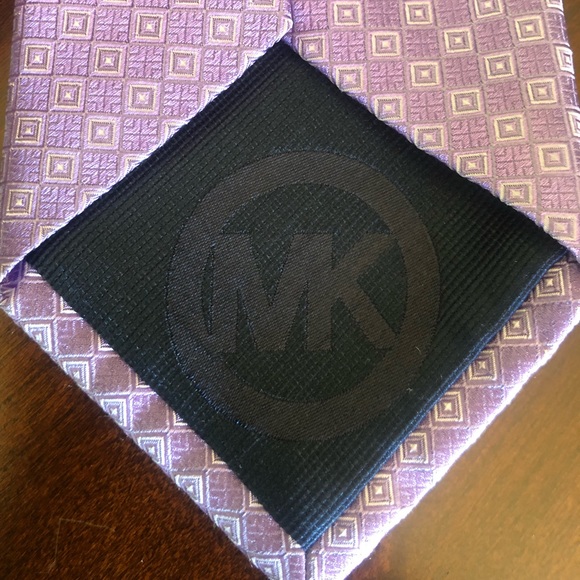 MICHAEL Michael Kors Squared Silk Tie - Picture 3 of 4